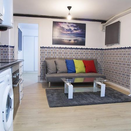 Apartamento Sotano En Gran Via Madrid Exteriör bild