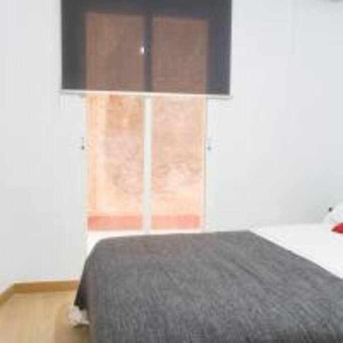 Apartamento Sotano En Gran Via Madrid Exteriör bild