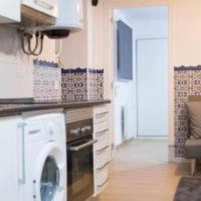 Apartamento Sotano En Gran Via Madrid Exteriör bild